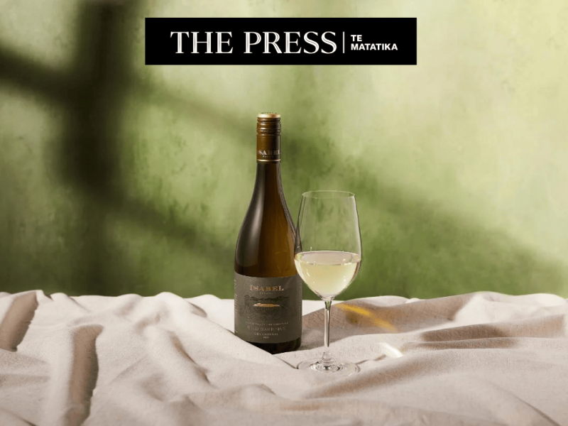 Photo for: Chardonnay wows London, delays on SH1 for clip-on bridge